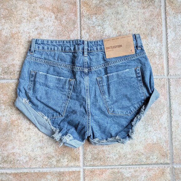 NWT One Teaspoon Bandits - Low Waist Cut Off Denim Shorts in Rosewood - Picture 4 of 8